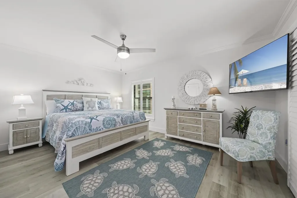 625 Nerita Street Sanibel FL 33957-6803
