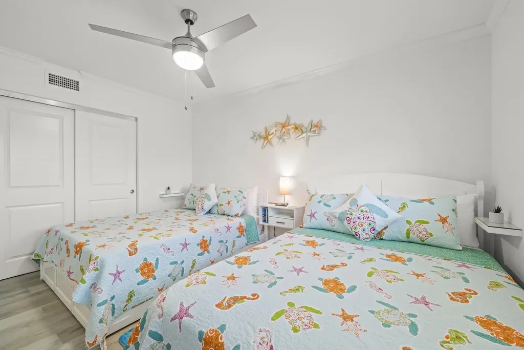 625 Nerita Street Sanibel FL 33957-6803