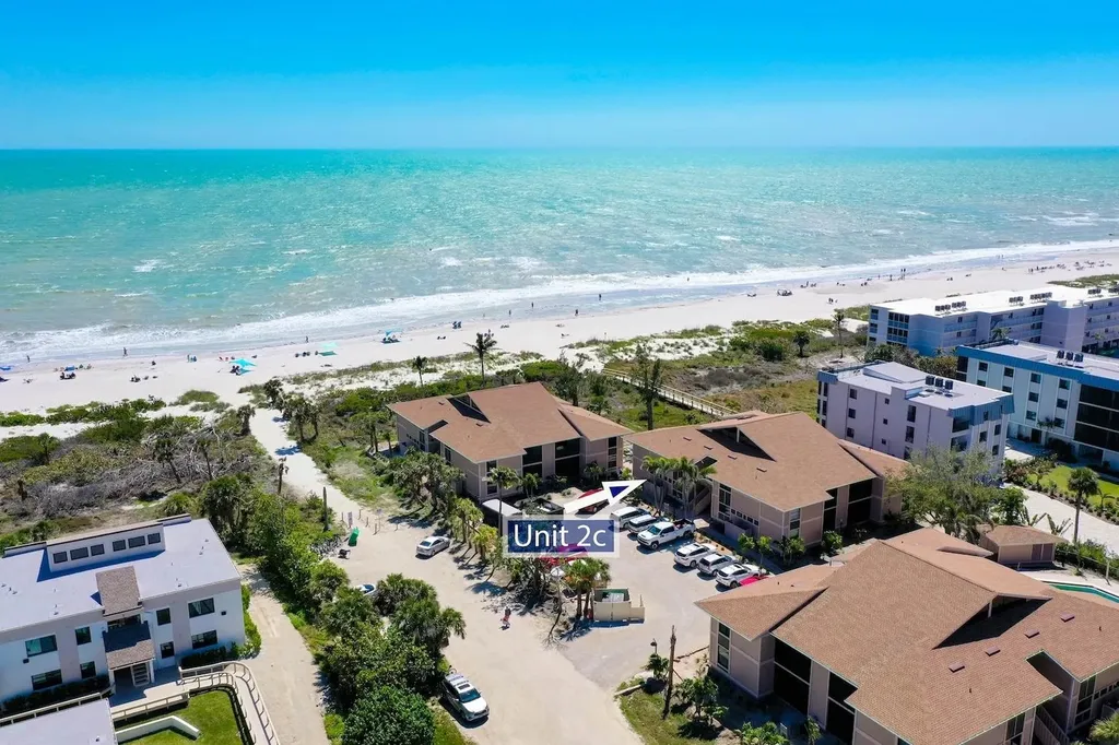 625 Nerita Street Sanibel FL 33957-6803