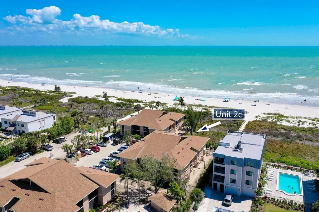 625 Nerita Street Sanibel FL 33957-6803