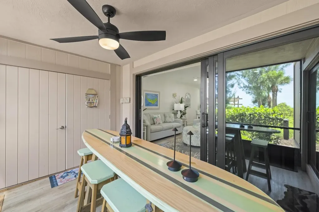 625 Nerita Street Sanibel FL 33957-6803