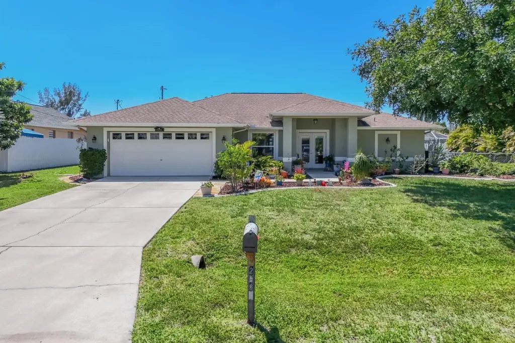 2004 SE 8th Avenue Cape Coral FL 33990