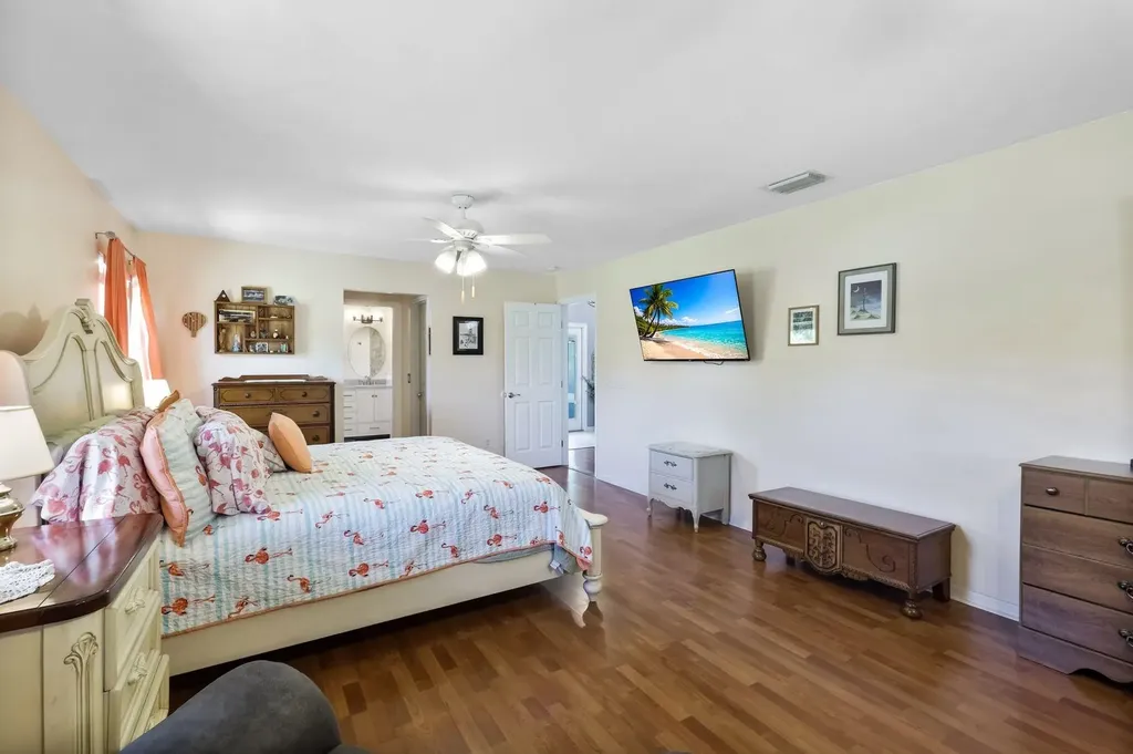 2004 SE 8th Avenue Cape Coral FL 33990