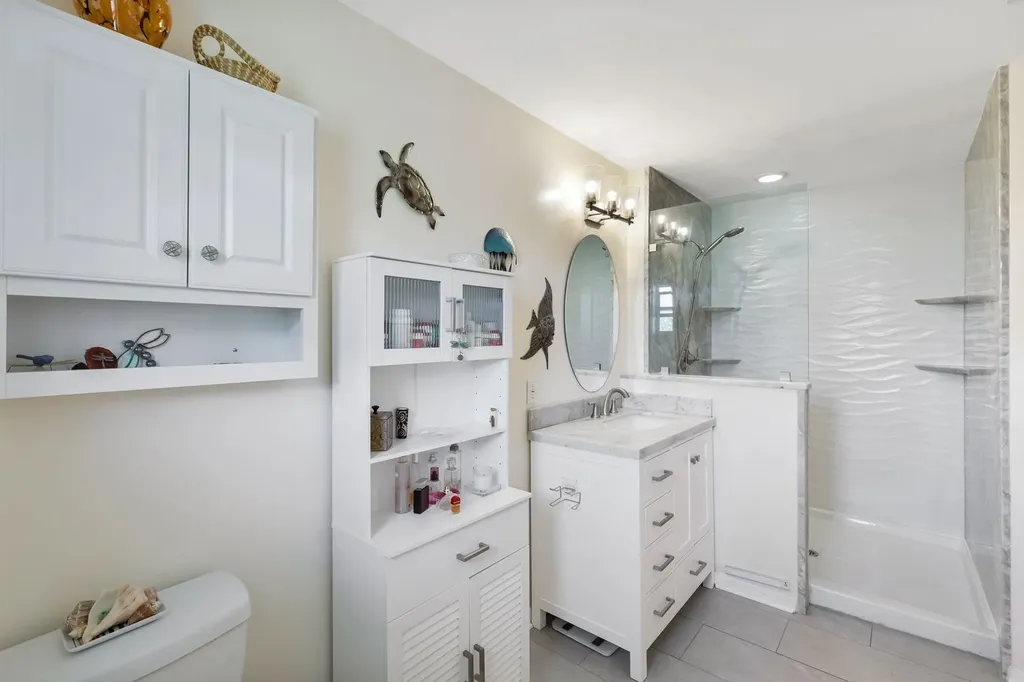 2004 SE 8th Avenue Cape Coral FL 33990