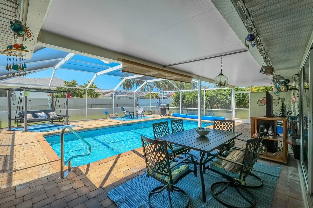 2004 SE 8th Avenue Cape Coral FL 33990