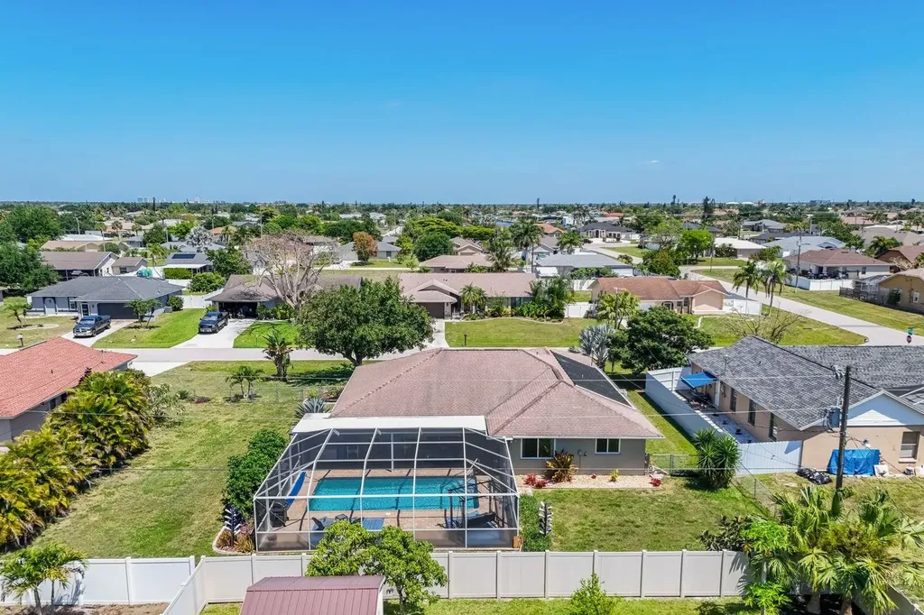 2004 SE 8th Avenue Cape Coral FL 33990