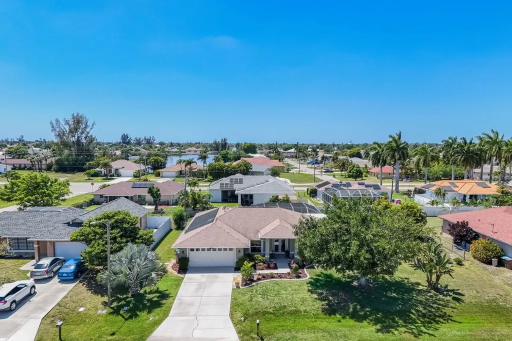 2004 SE 8th Avenue Cape Coral FL 33990