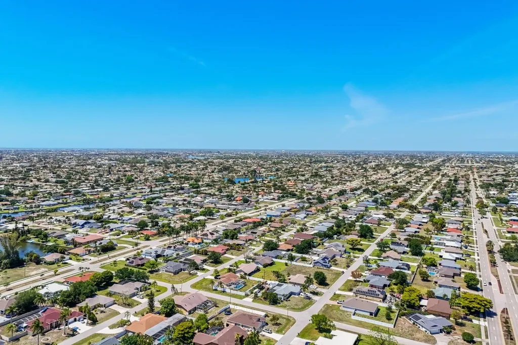 2004 SE 8th Avenue Cape Coral FL 33990