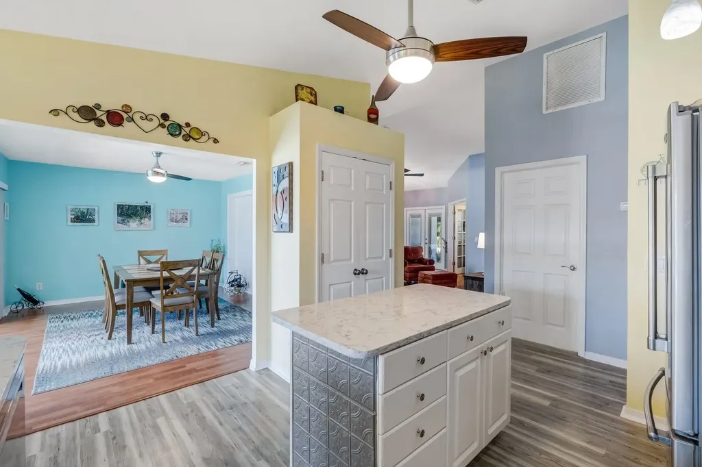 2004 SE 8th Avenue Cape Coral FL 33990
