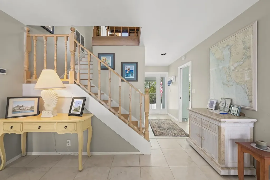 1406 Sanderling Circle Sanibel FL 33957