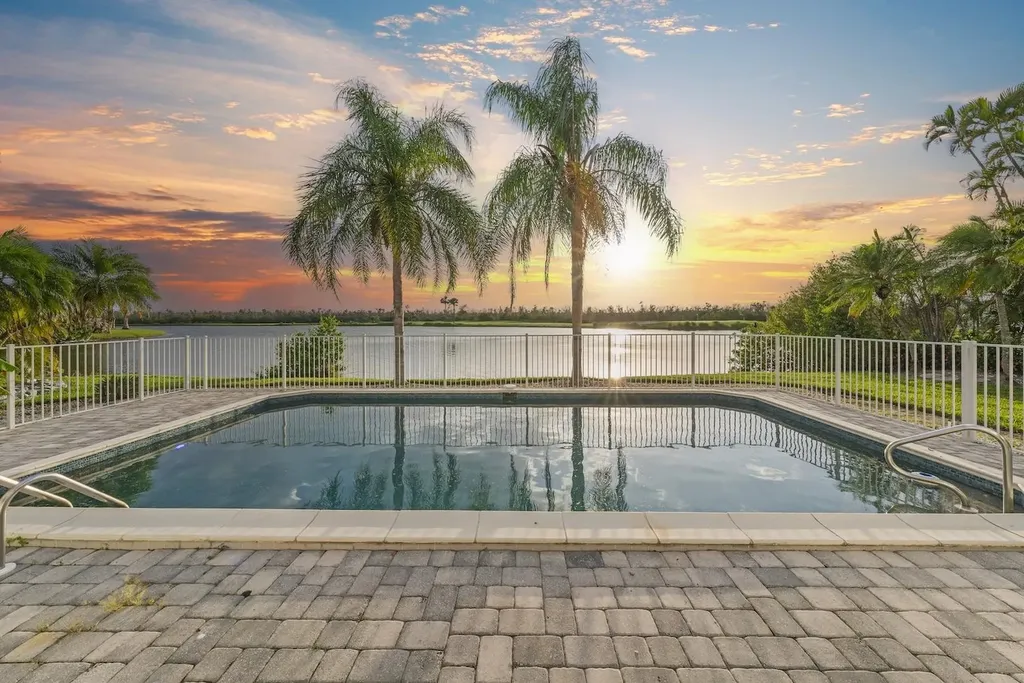 1406 Sanderling Circle Sanibel FL 33957