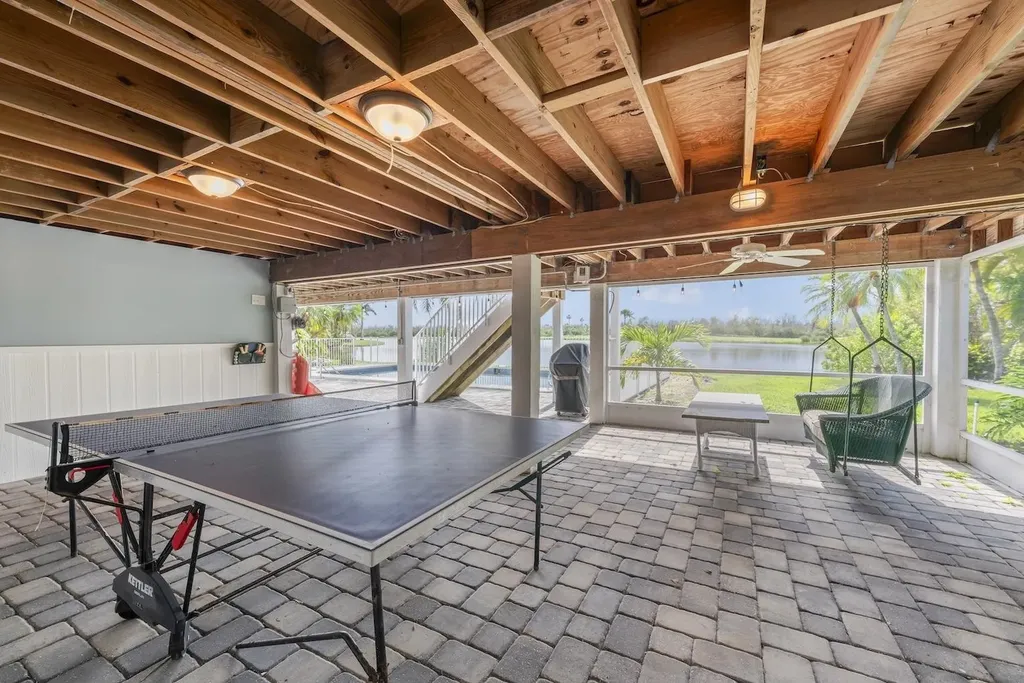 1406 Sanderling Circle Sanibel FL 33957