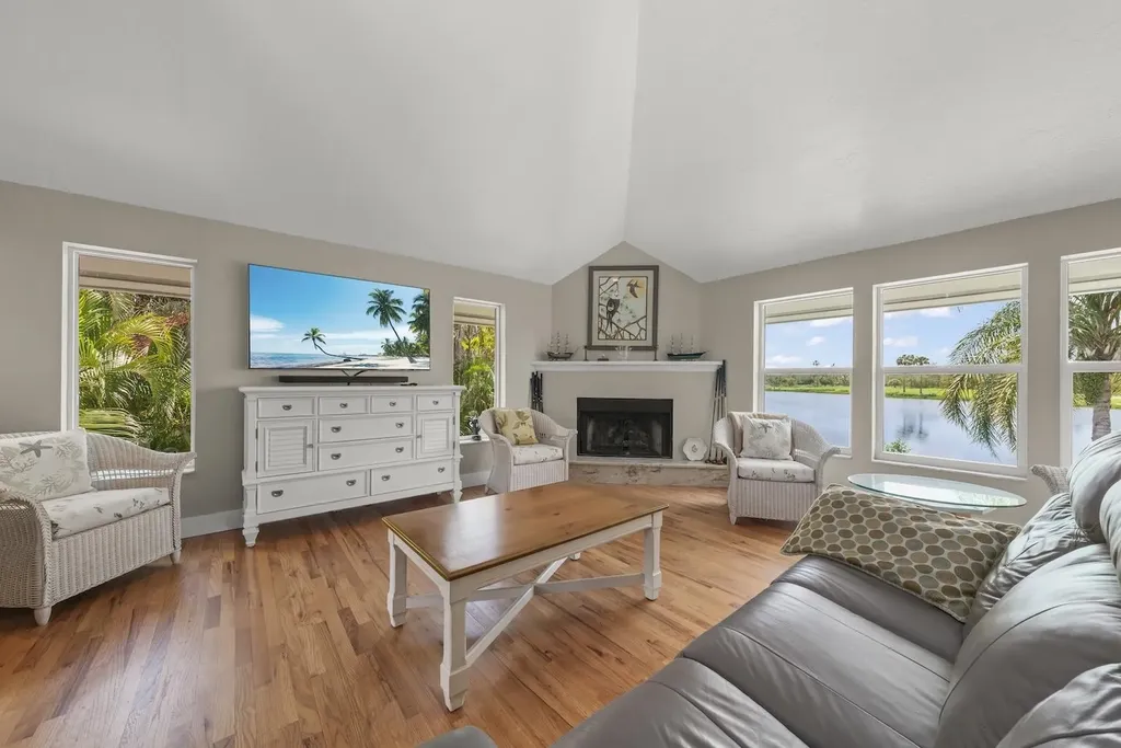 1406 Sanderling Circle Sanibel FL 33957