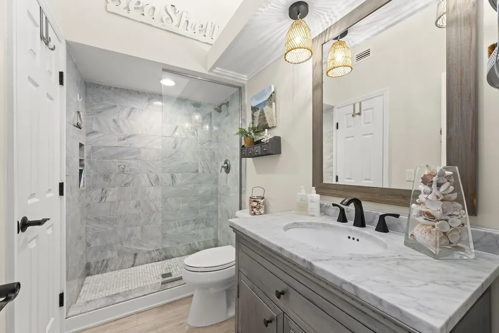 207 Daniel Drive Sanibel FL 33957