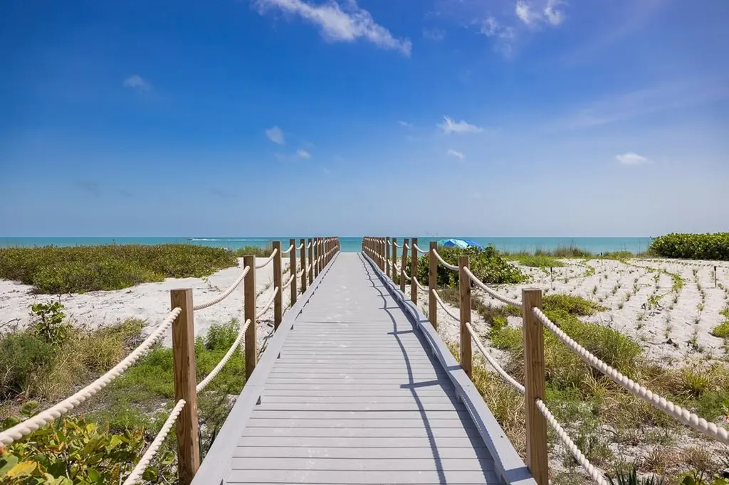 207 Daniel Drive Sanibel FL 33957