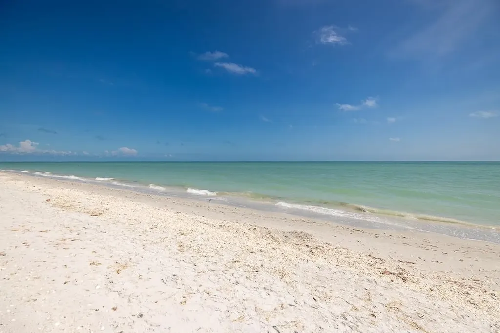 207 Daniel Drive Sanibel FL 33957