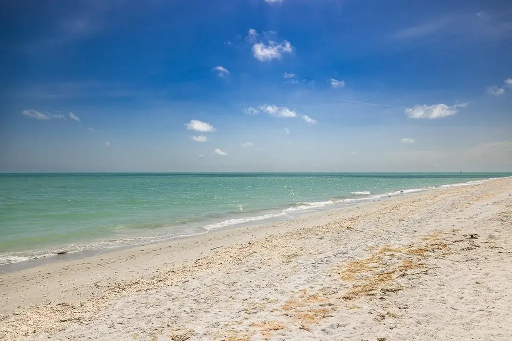 207 Daniel Drive Sanibel FL 33957