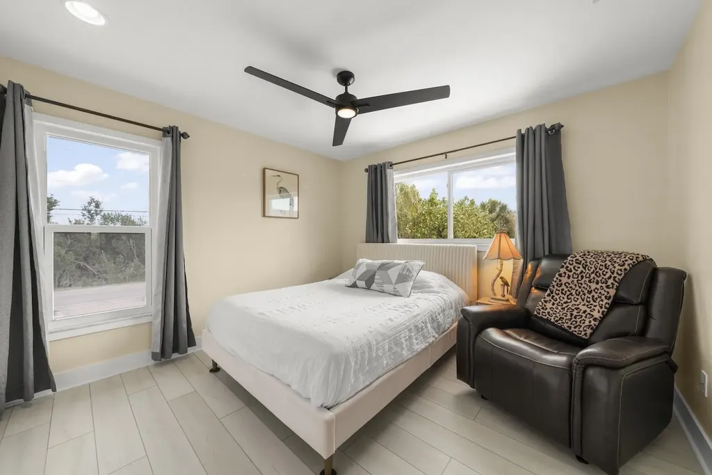 589 Rabbit Road Sanibel FL 33957