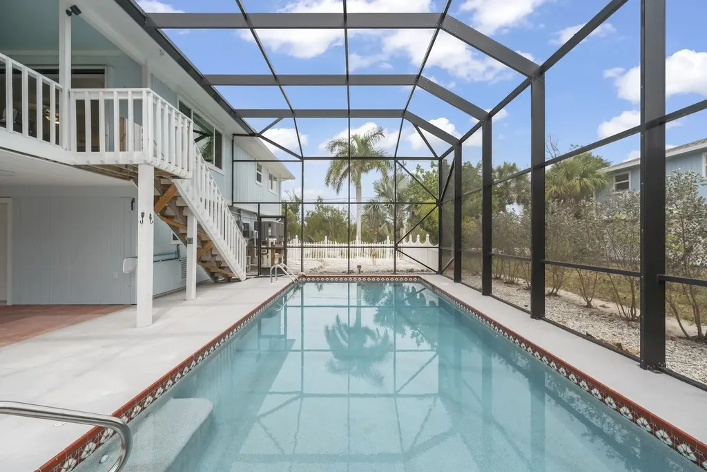 589 Rabbit Road Sanibel FL 33957