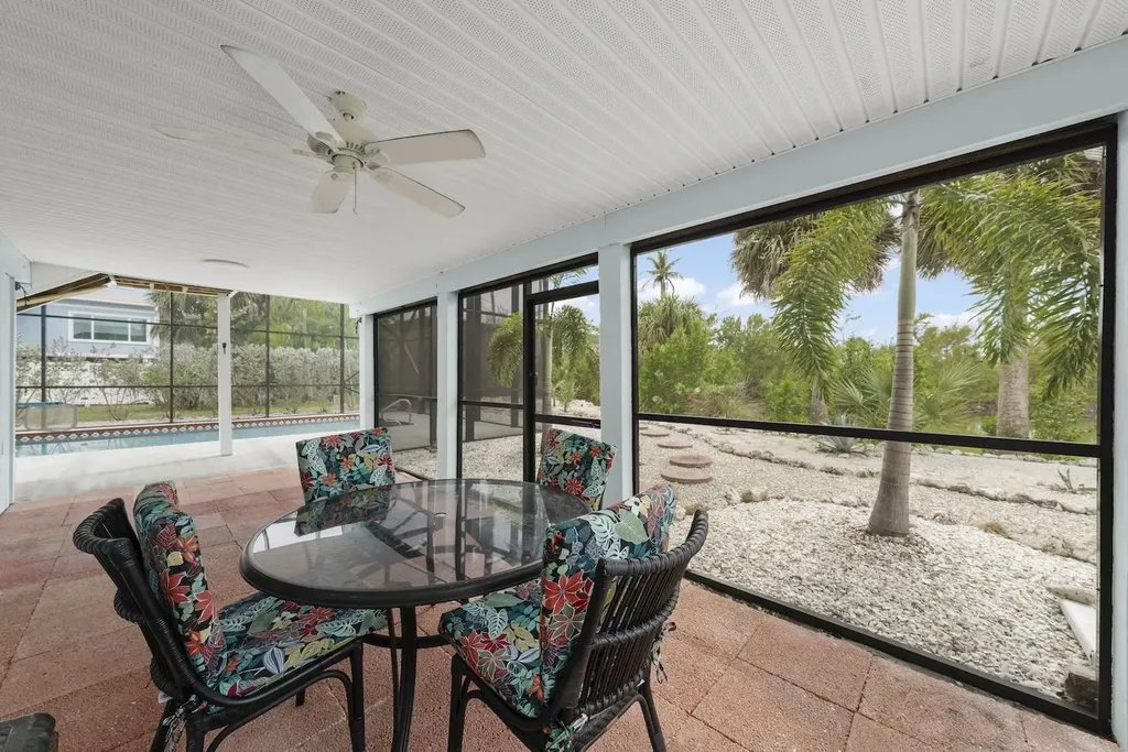 589 Rabbit Road Sanibel FL 33957