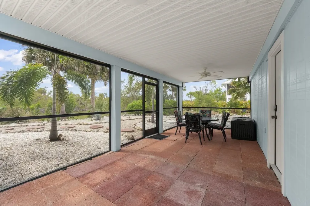 589 Rabbit Road Sanibel FL 33957