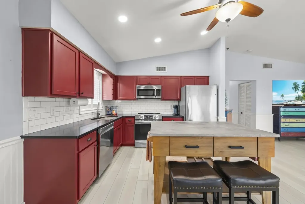 589 Rabbit Road Sanibel FL 33957