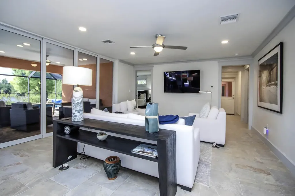 1066 Blue Heron Drive Sanibel FL 33957