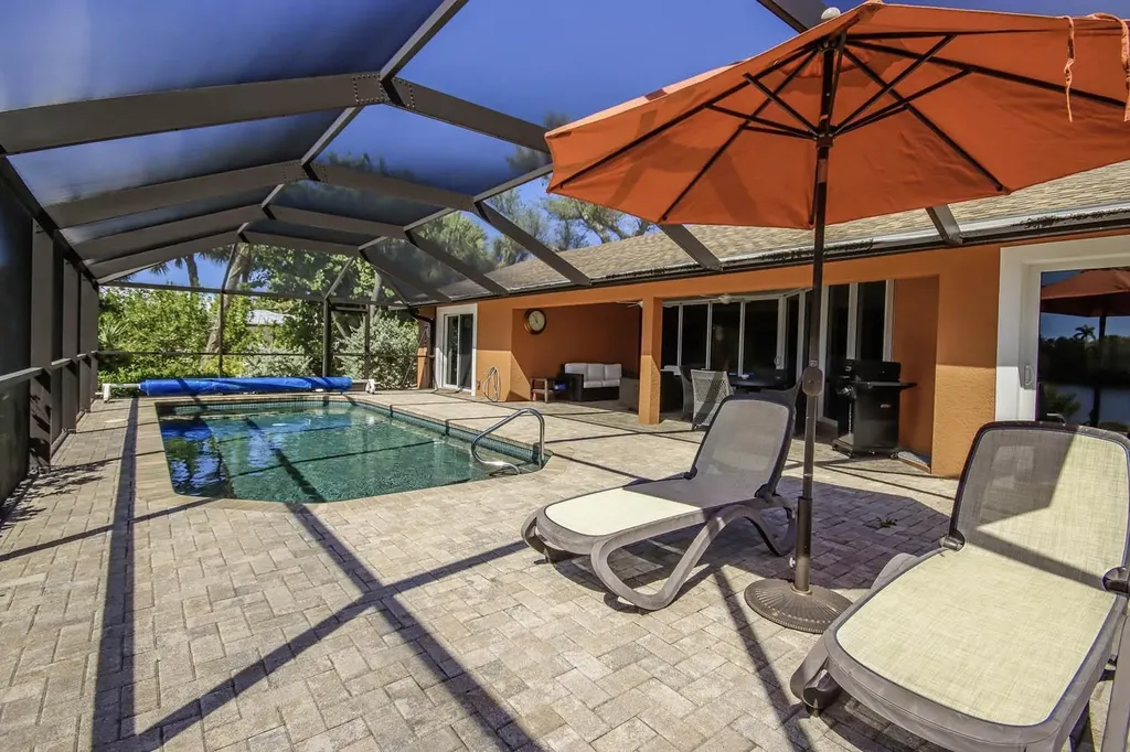 1066 Blue Heron Drive Sanibel FL 33957