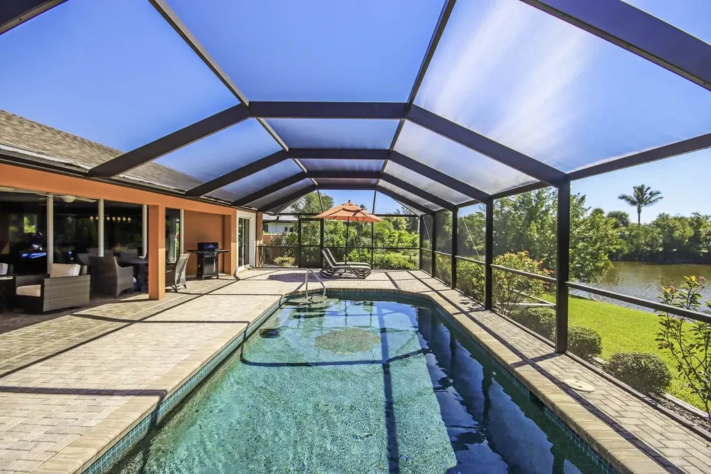 1066 Blue Heron Drive Sanibel FL 33957