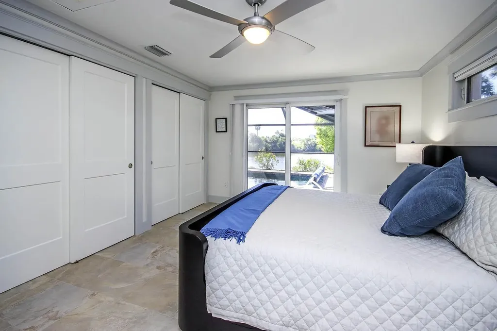 1066 Blue Heron Drive Sanibel FL 33957