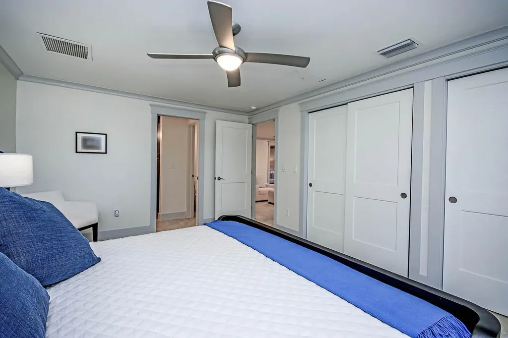1066 Blue Heron Drive Sanibel FL 33957