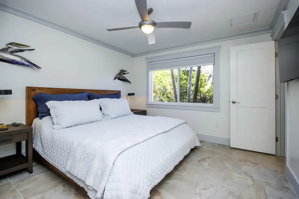 1066 Blue Heron Drive Sanibel FL 33957