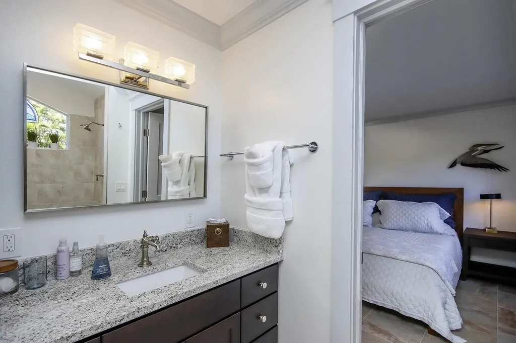 1066 Blue Heron Drive Sanibel FL 33957