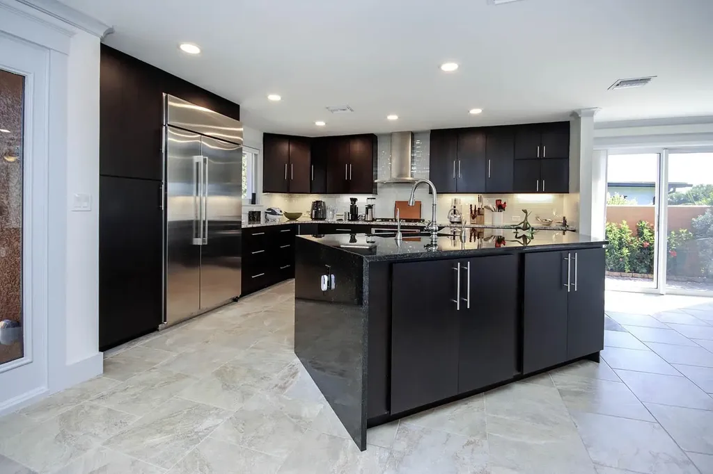 1066 Blue Heron Drive Sanibel FL 33957