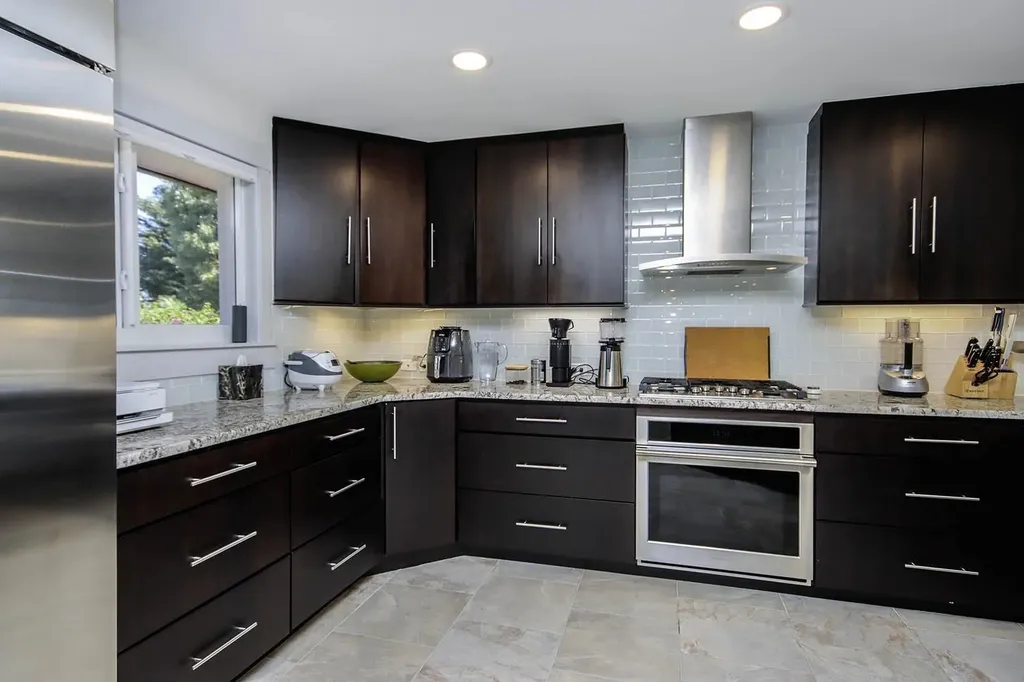 1066 Blue Heron Drive Sanibel FL 33957