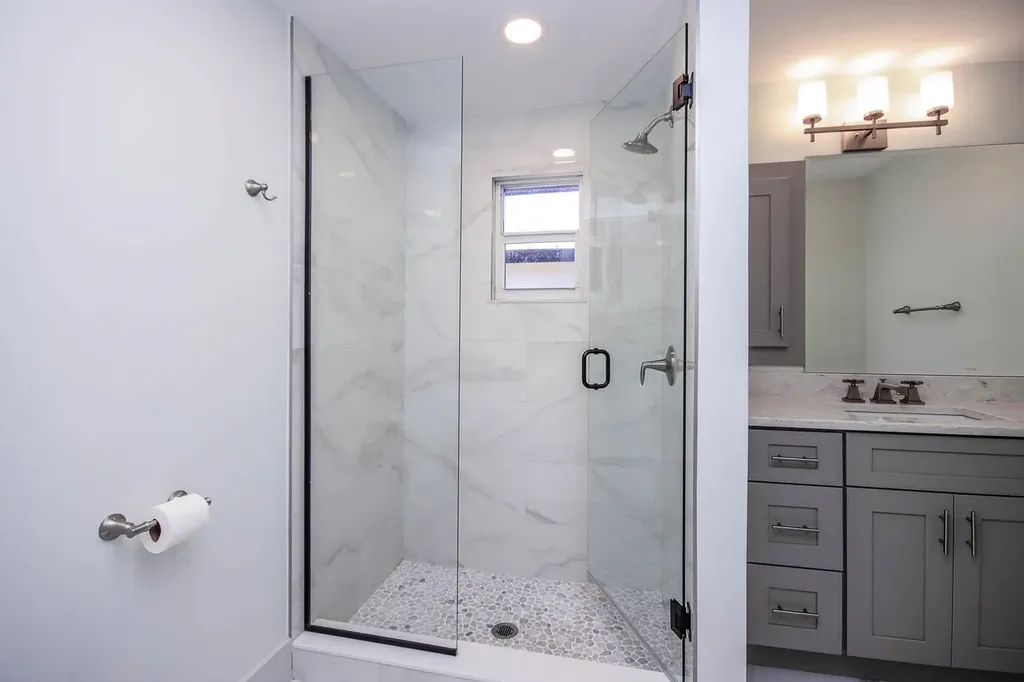 1054 Blue Heron Drive Sanibel FL 33957