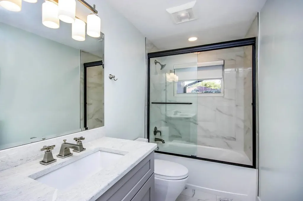 1054 Blue Heron Drive Sanibel FL 33957