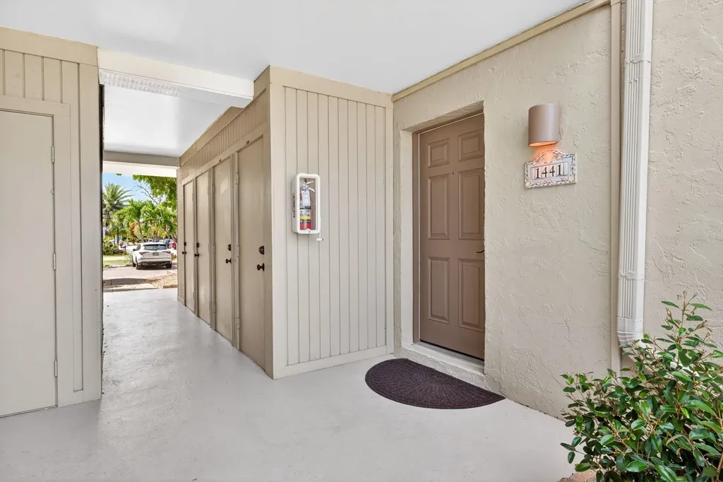 845 E Gulf Drive Sanibel FL 33957