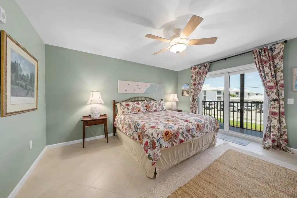 1340 Middle Gulf Drive Sanibel FL 33957
