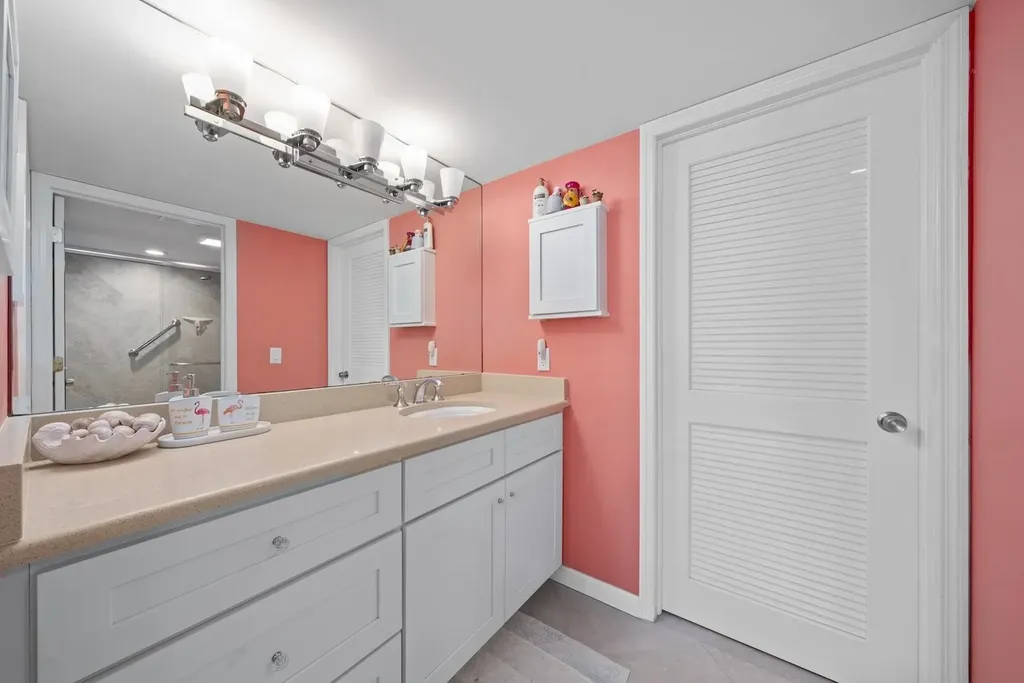 1340 Middle Gulf Drive Sanibel FL 33957