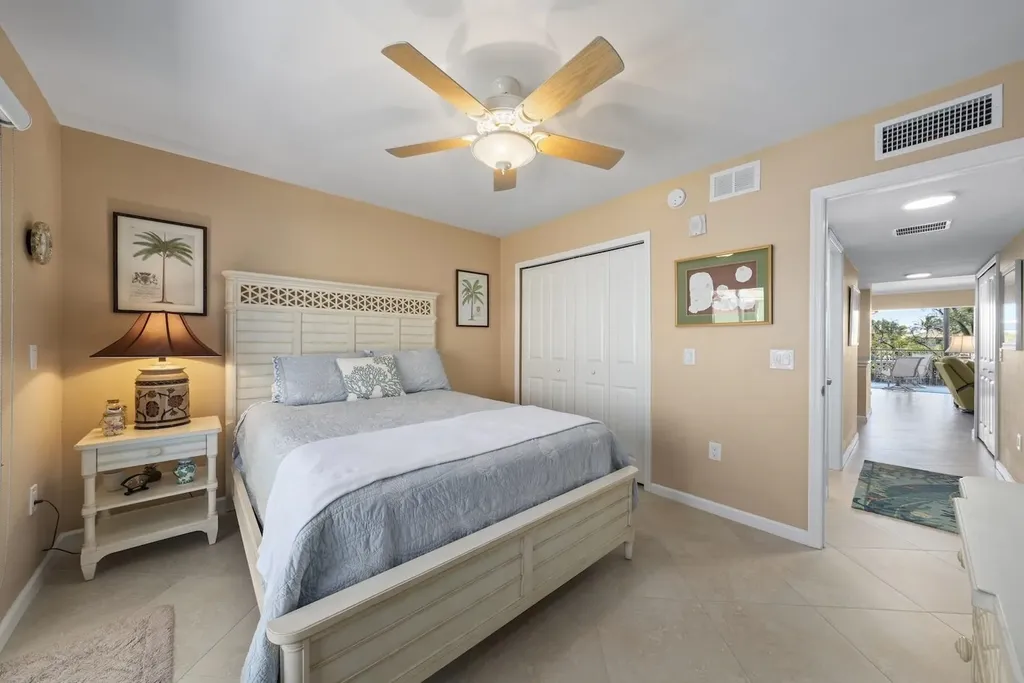 1340 Middle Gulf Drive Sanibel FL 33957