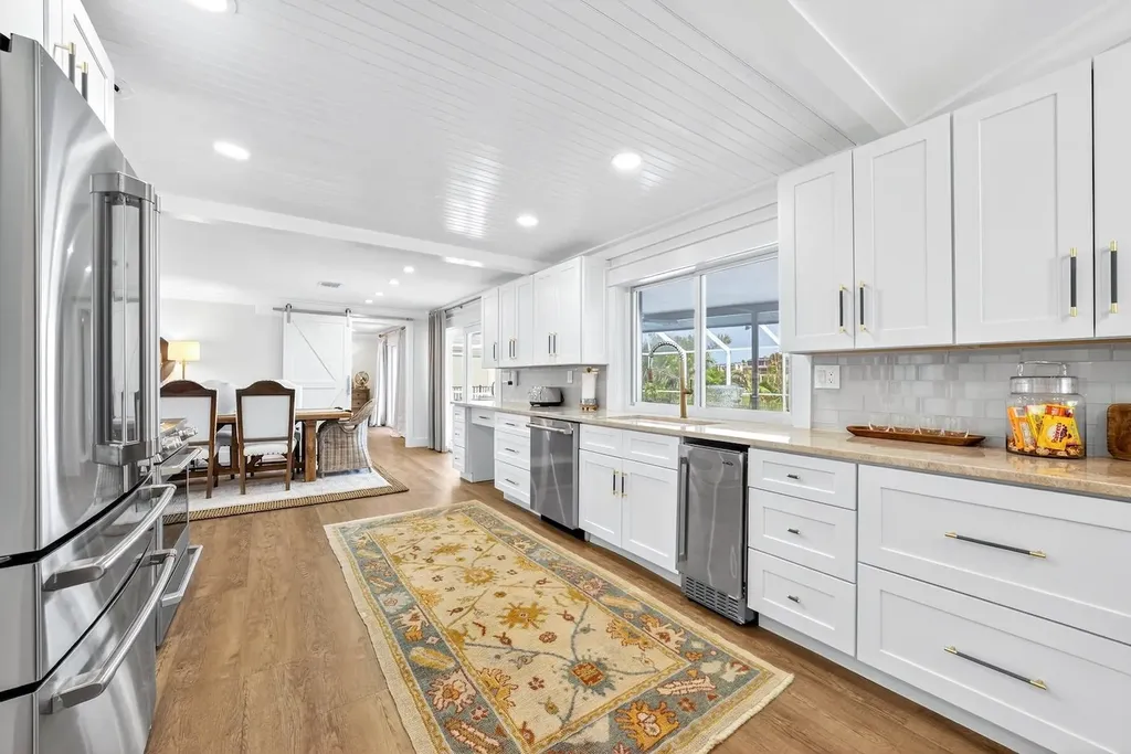 1251 Par View Drive Sanibel FL 33957