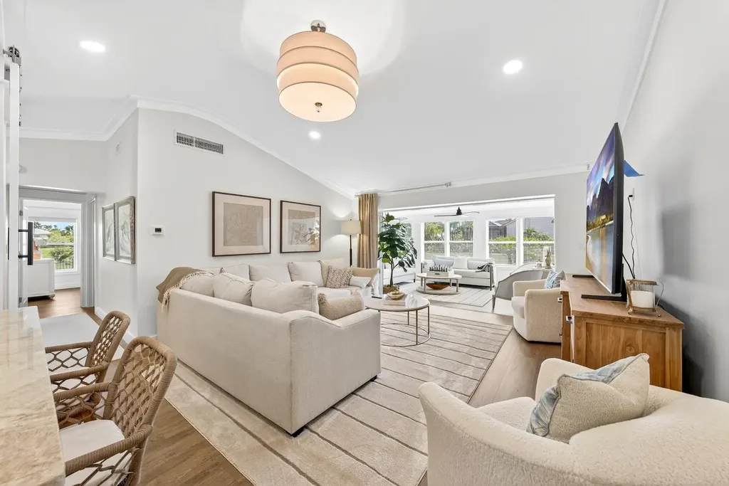 1251 Par View Drive Sanibel FL 33957