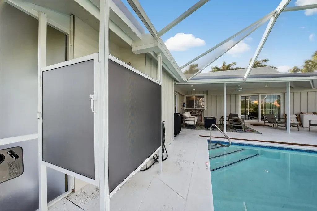 1251 Par View Drive Sanibel FL 33957