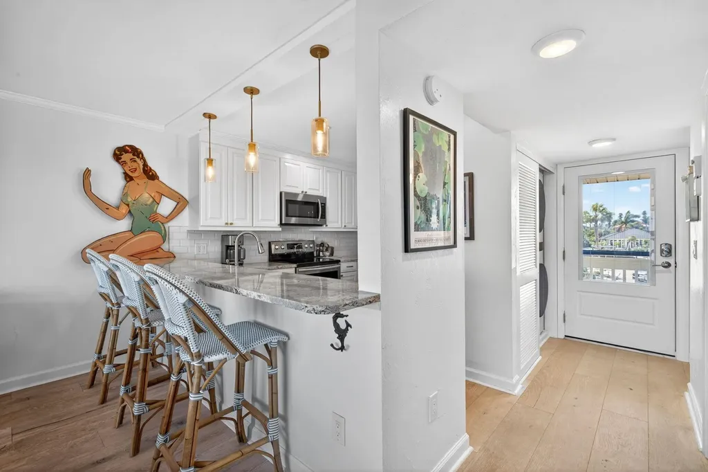 760 Sextant Drive Sanibel FL 33957