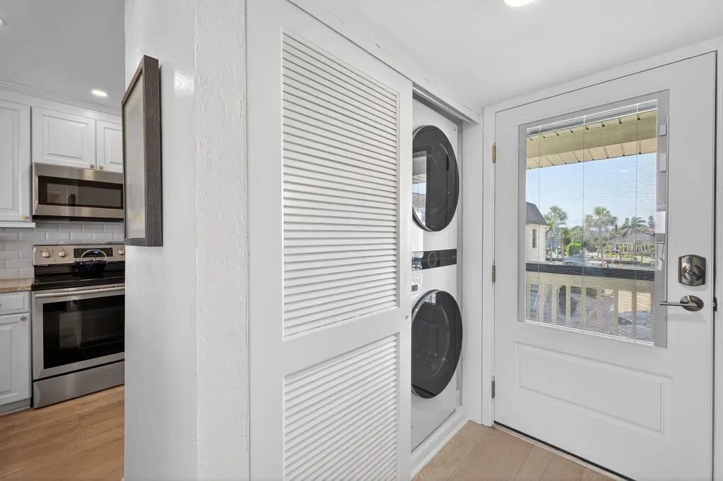 760 Sextant Drive Sanibel FL 33957