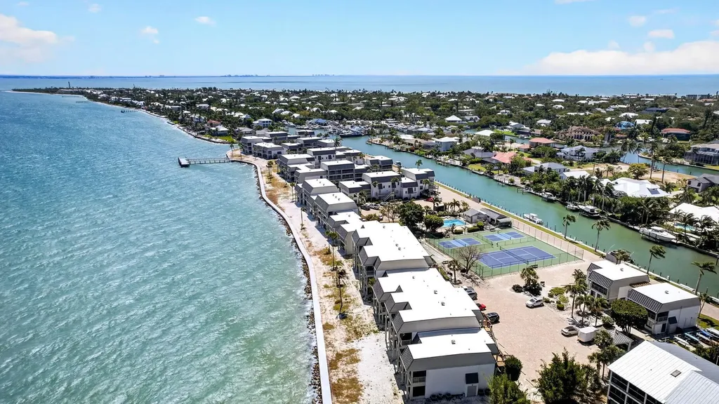 760 Sextant Drive Sanibel FL 33957