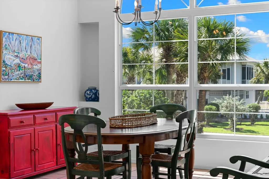 480 Las Tiendas Lane Sanibel FL 33957