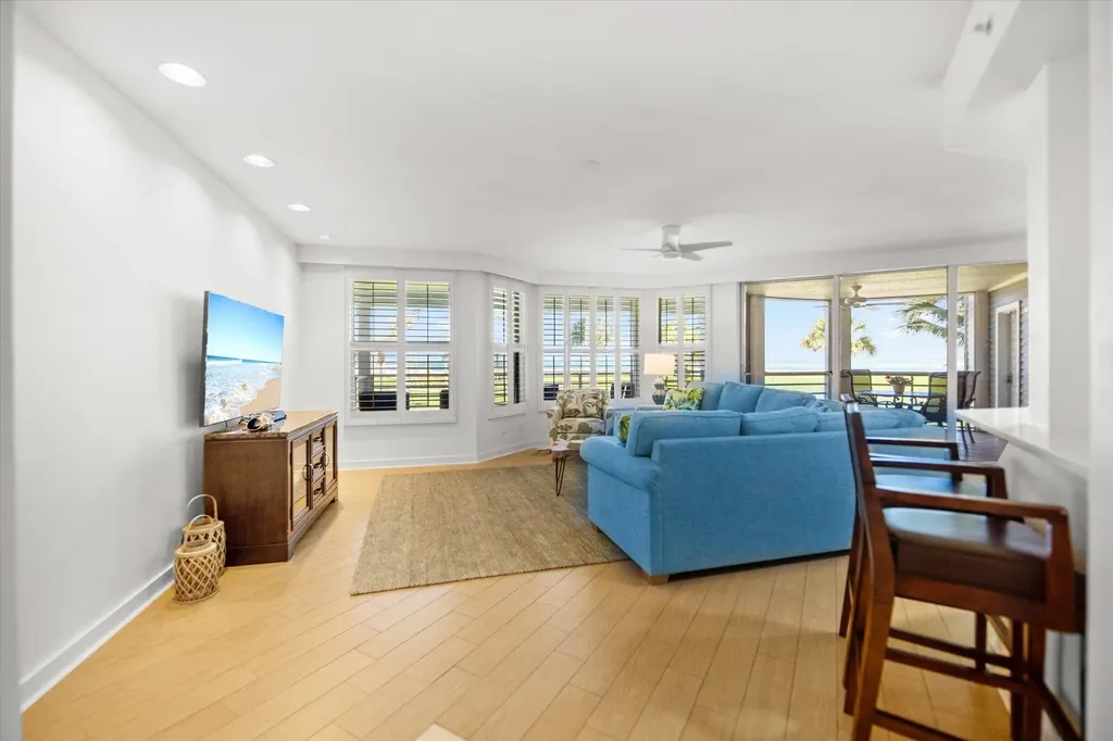 1635 Lands End Village Captiva FL 33924