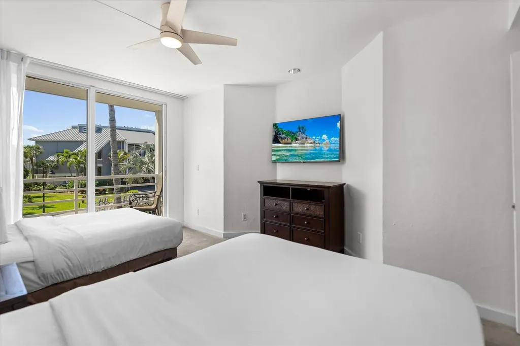 1635 Lands End Village Captiva FL 33924